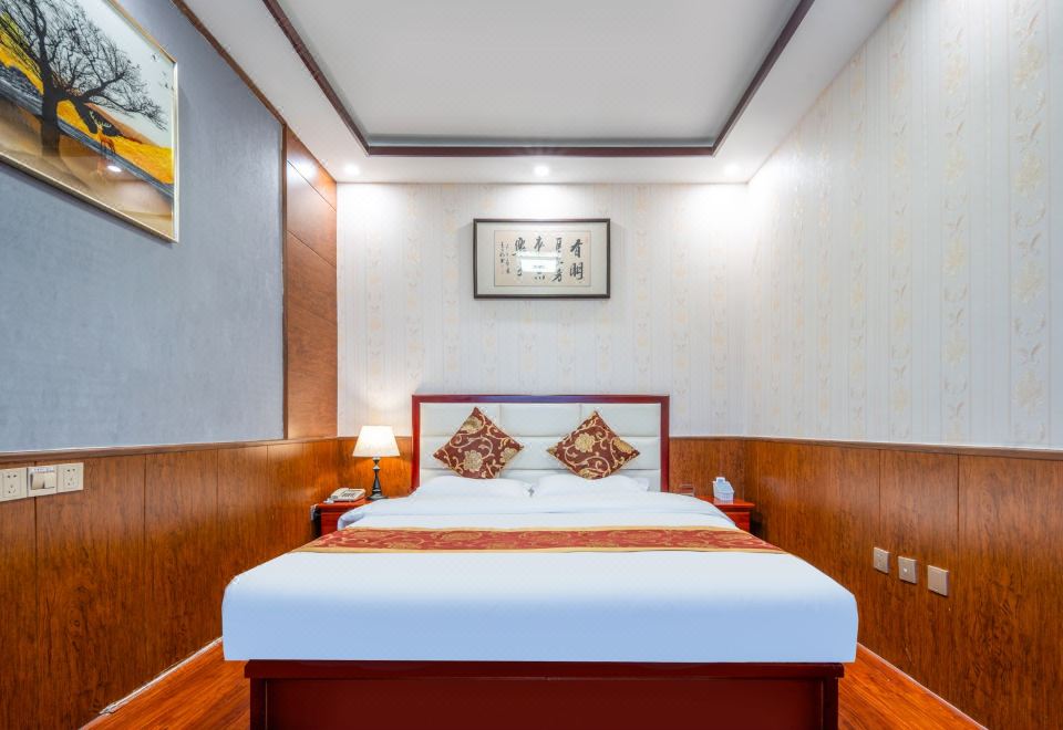 Cozy Room (Double Bed)