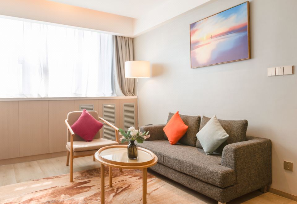 Sunshine City Tsuen Wan Hotel (Xi'an Hi-tech Dadu Dian Shop)Deluxe Double Bed Suite (Cooking Allowed + With Tub)