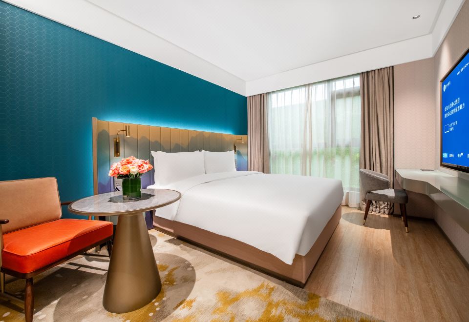 Elegant Queen Room