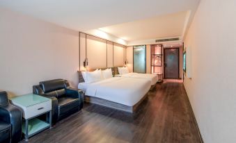 Xana Lite Hotelle - Housity