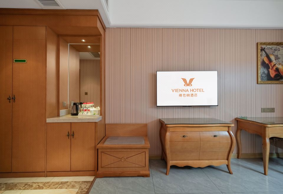 Double Room (With chess & cards)