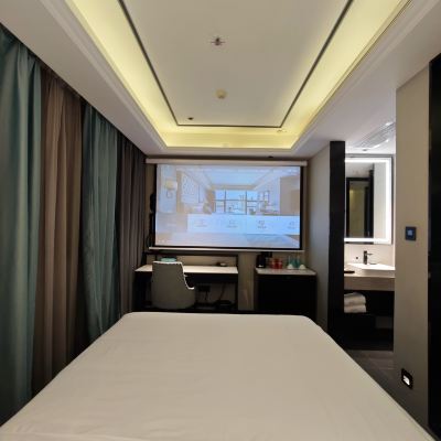 希岸純凈影音大床房-新風系統+100寸巨幕VIP片源+投屏 希岸酒店（深圳福田上梅林地鐵站店）優惠