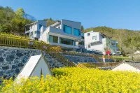 Ruo Yin•Natural Oxygen Bar Home Stay