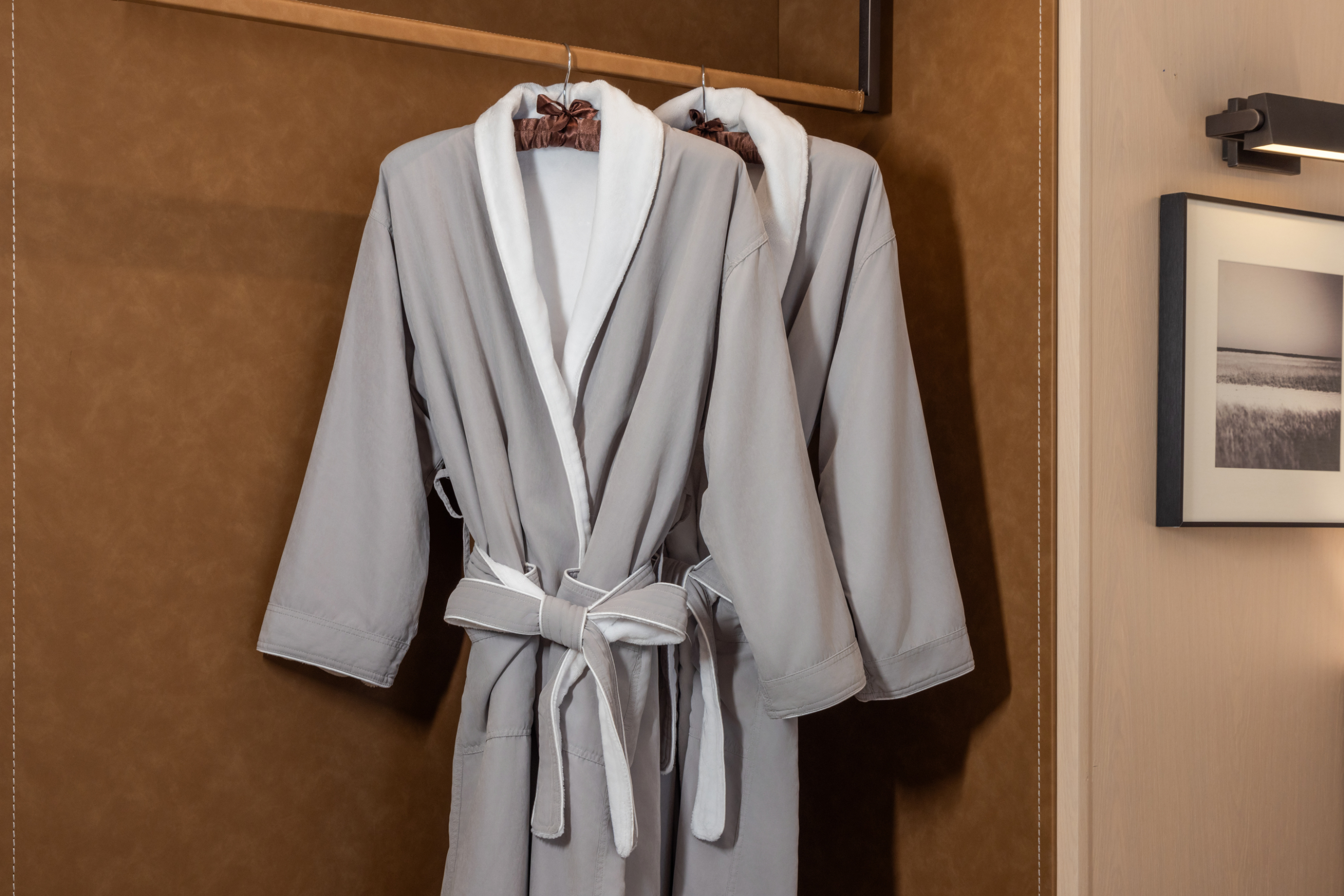 家庭套房（零压床垫+徕芬吹风机+小冰箱）