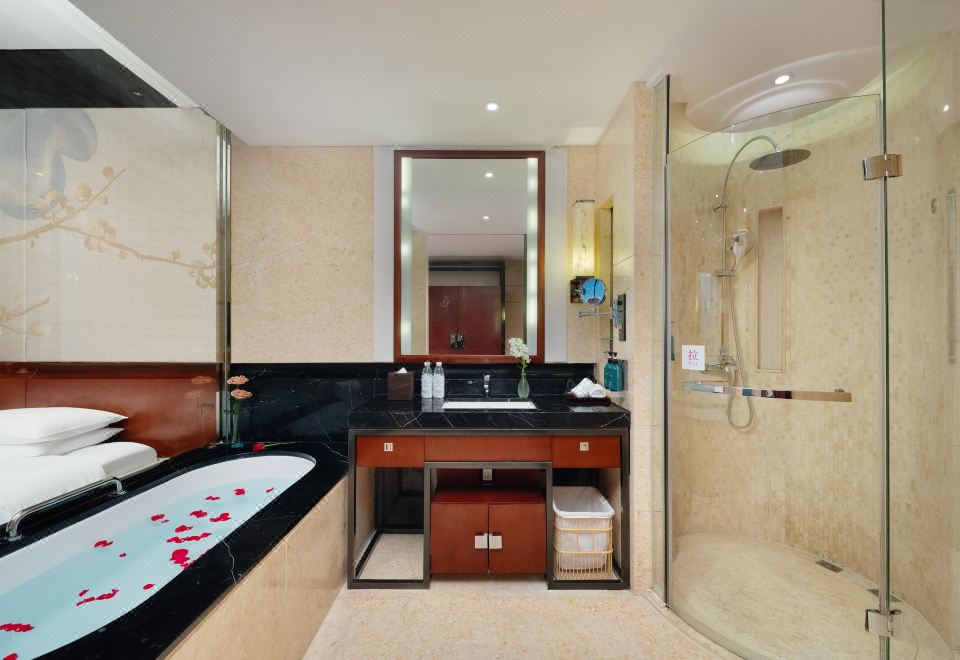 Crowne Plaza Chengdu WestUpgrade Standard Room