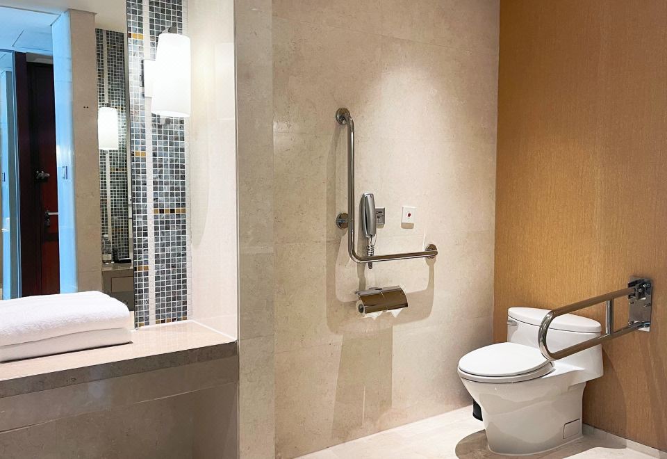 豪華大床房（僅淋浴）