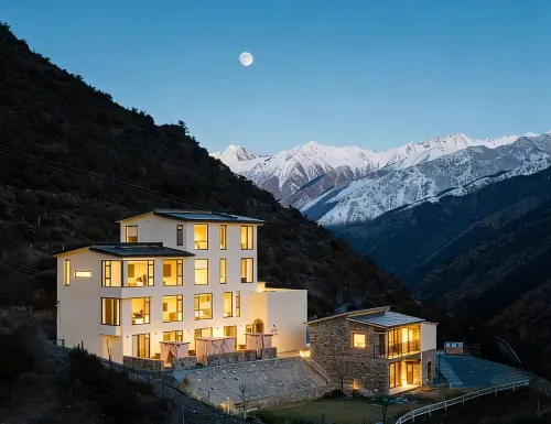 Endless Summer · Cloud Private Hot Spring Homestay（Siguniang Mountain）