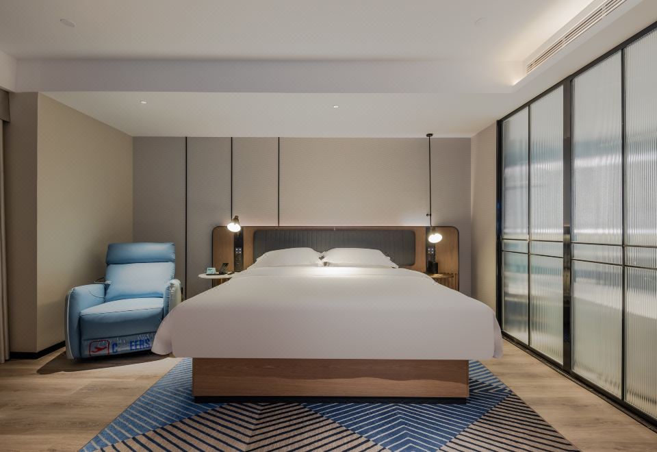 行政套房（芝華士頭等艙沙發+浴缸+小冰箱贈飲+小度語音控制+電子秤）