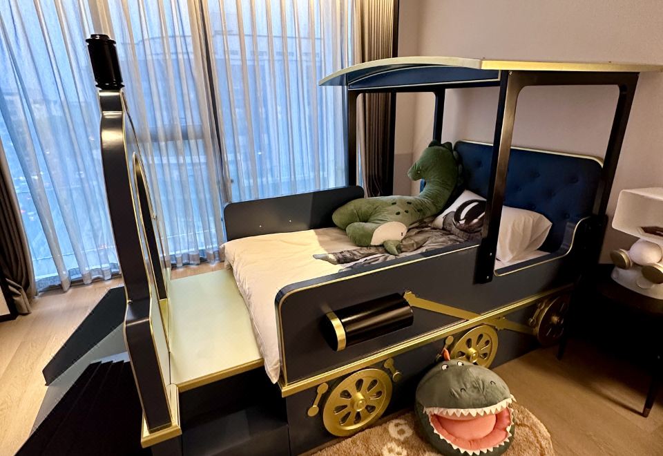 Artyzen Habitat SuzhouFamily-friendly Family Room