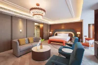 Cloud Hotel (Hejin Huayue Plaza)