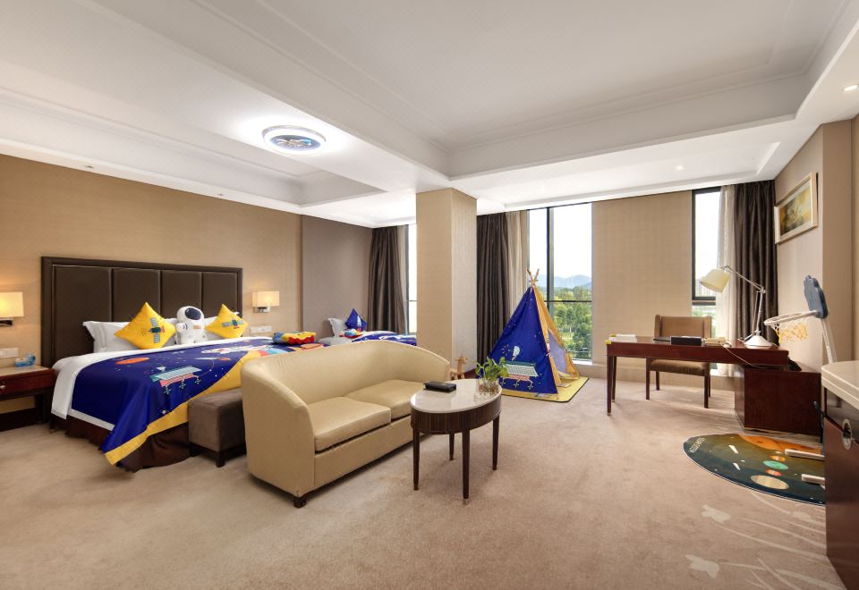 家庭亲子房（梦幻太空）