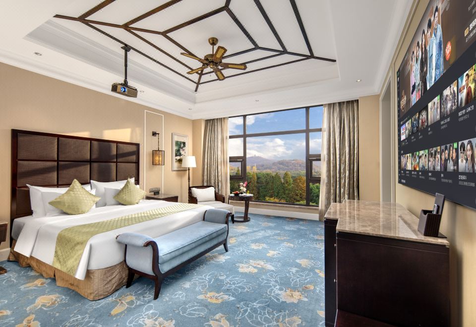 WUXI TAIHU HOTELAudio-Visual Wonderful Garden-View Double Bed Room