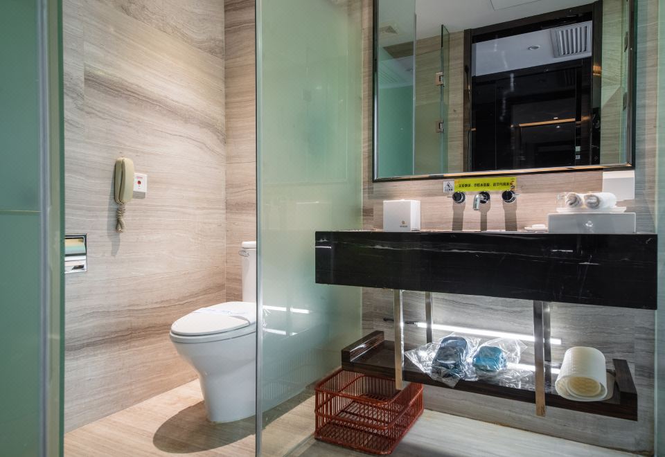 慧文-豪华大床房