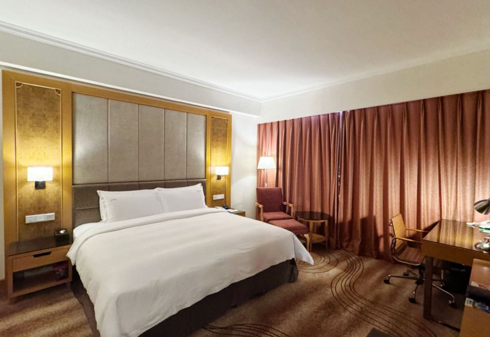 Holiday Inn Beijing ChangAn WestHoliday Superior Suite