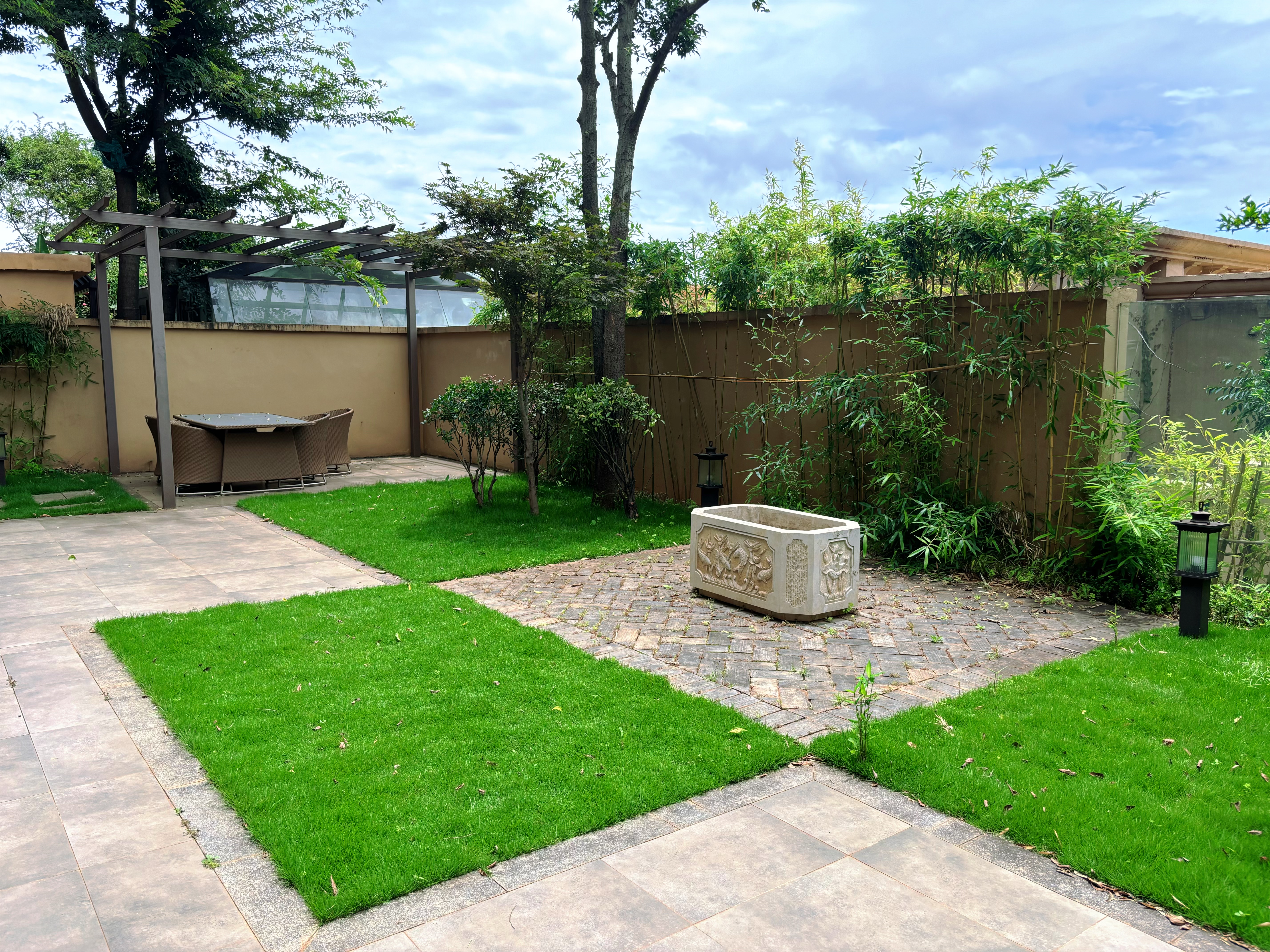 豪华花园三室套房B（花园+麻将机+浴缸）