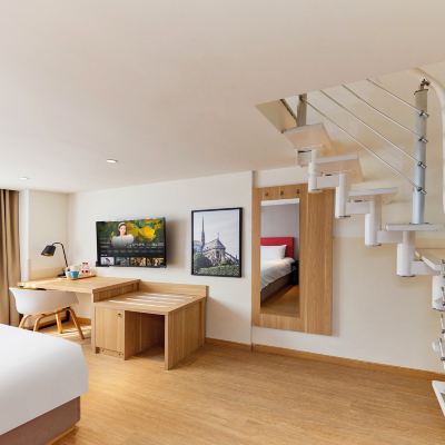 臻享套房~雙床~夢百合零壓床墊~DAMANA洗護~全景外窗 康鉑飯店（南京新街口中心店）優惠