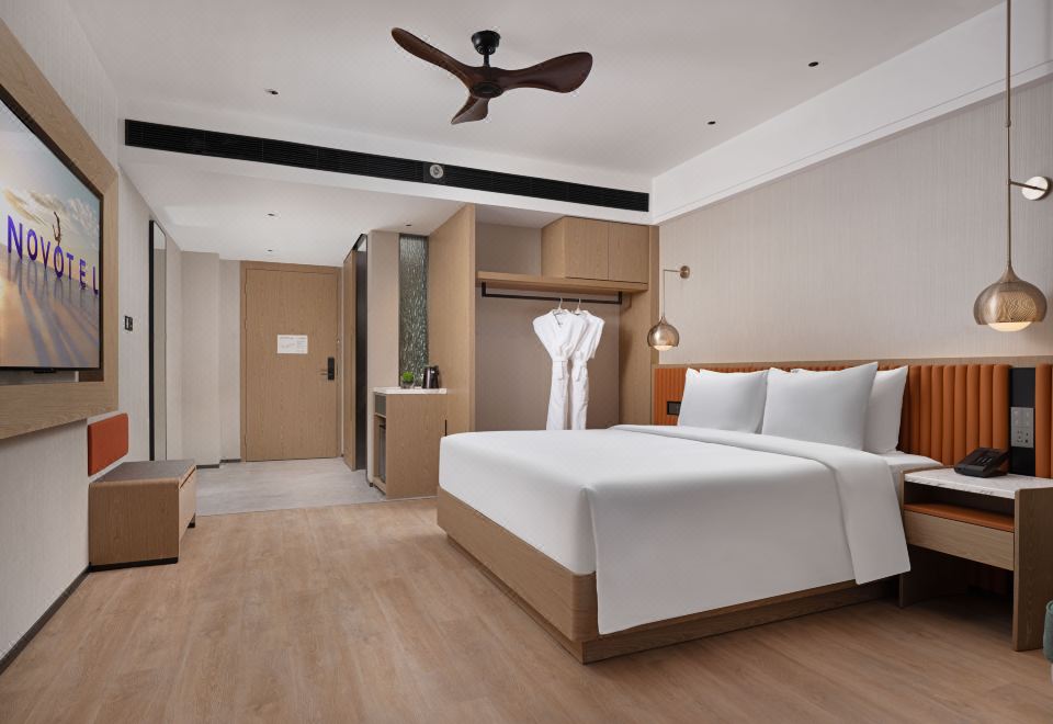 高級山景大床房