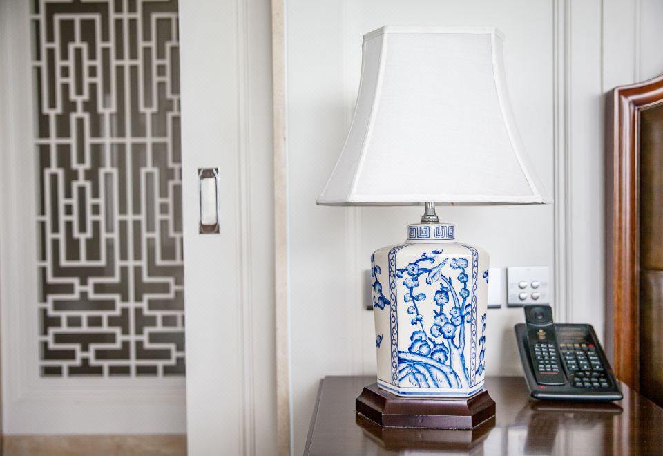 行政尊贵大床房