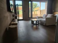Zhongwei Mosha Xingye Homestay (Huanghe Shapotou) Hotel di 