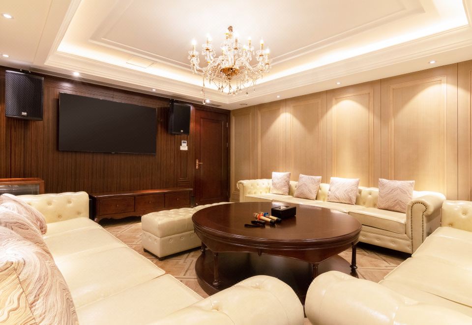 Shanshui Villa HotelRiver-View 4-Bedroom Detached Holiday Villa (Private Garden + Rooftop Terrace + Tea Room + Entertainment Room)