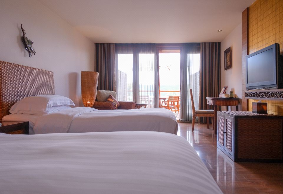 Bosan Hotels & ResortsLake-view Twin Room