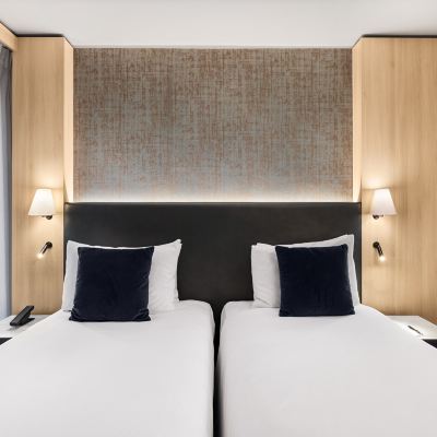 DLT - Deluxe Twin Room The Westminster London, Curio Collection by Hilton Promo Code