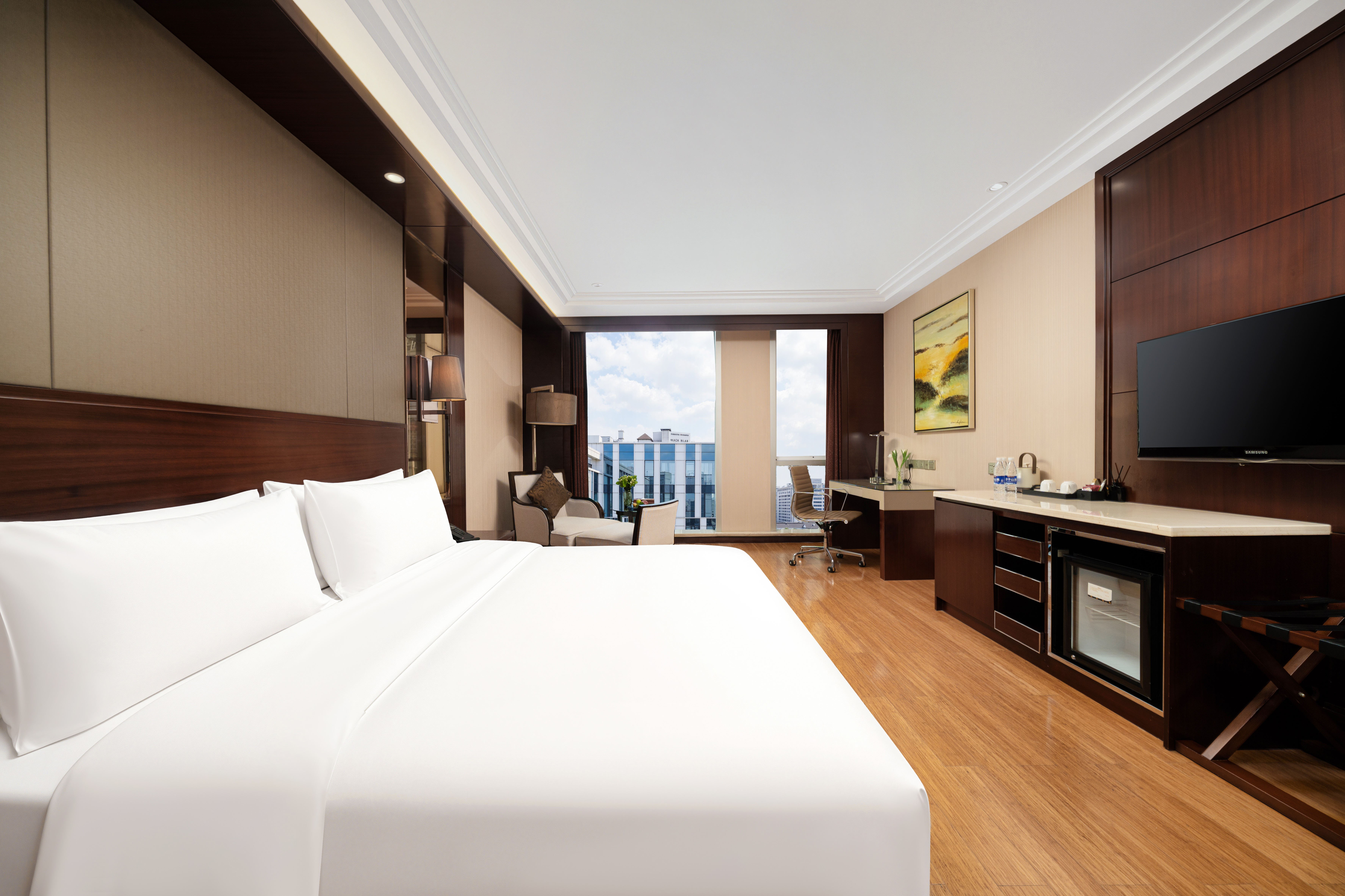 Golden Eagle Summit Hotel KunmingSuperior Queen Room