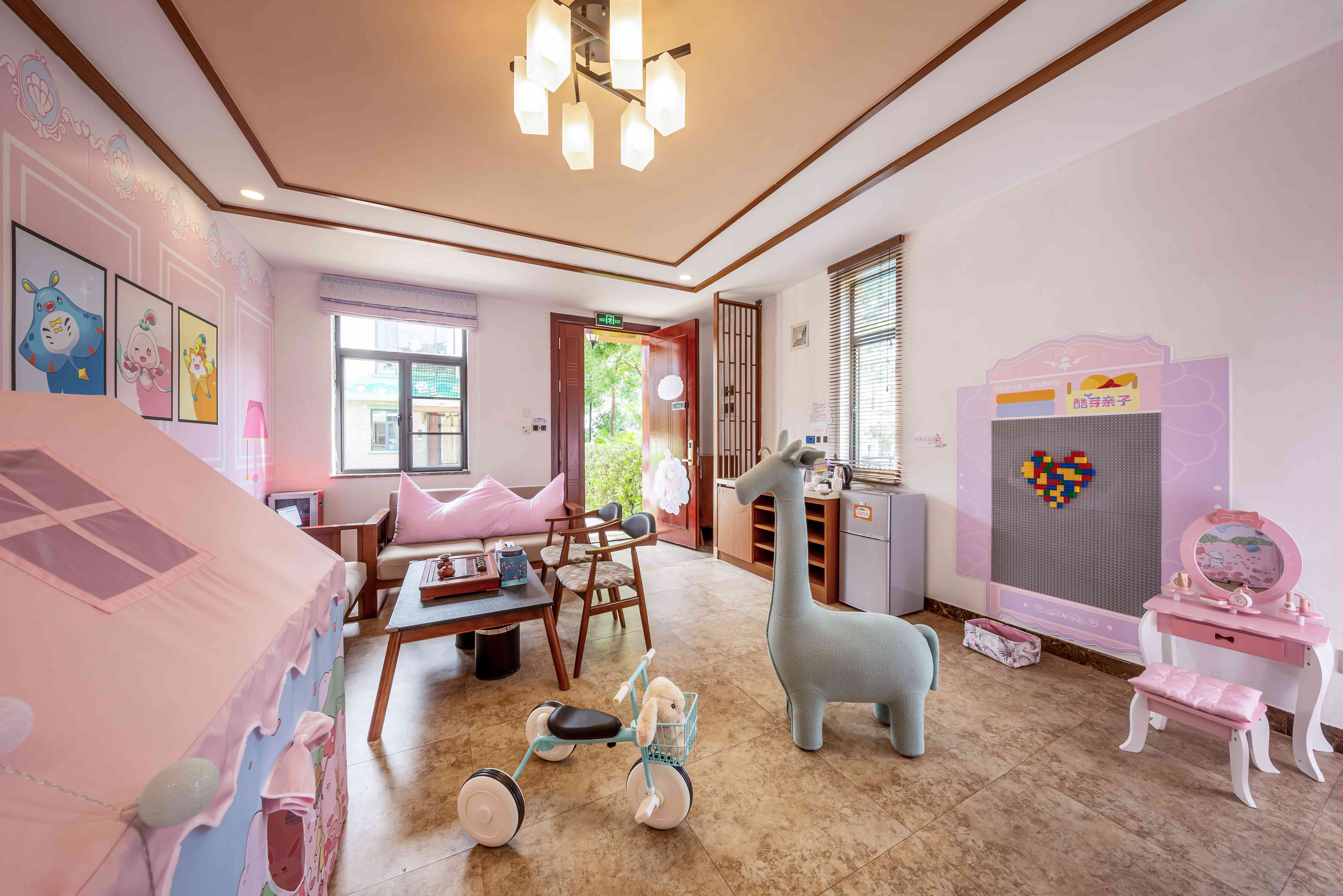 Baodun Lake Hushan Hot Spring ResortVenice Family Friendly Hot Spring Villa - 3-Room, Near Water (Slide)