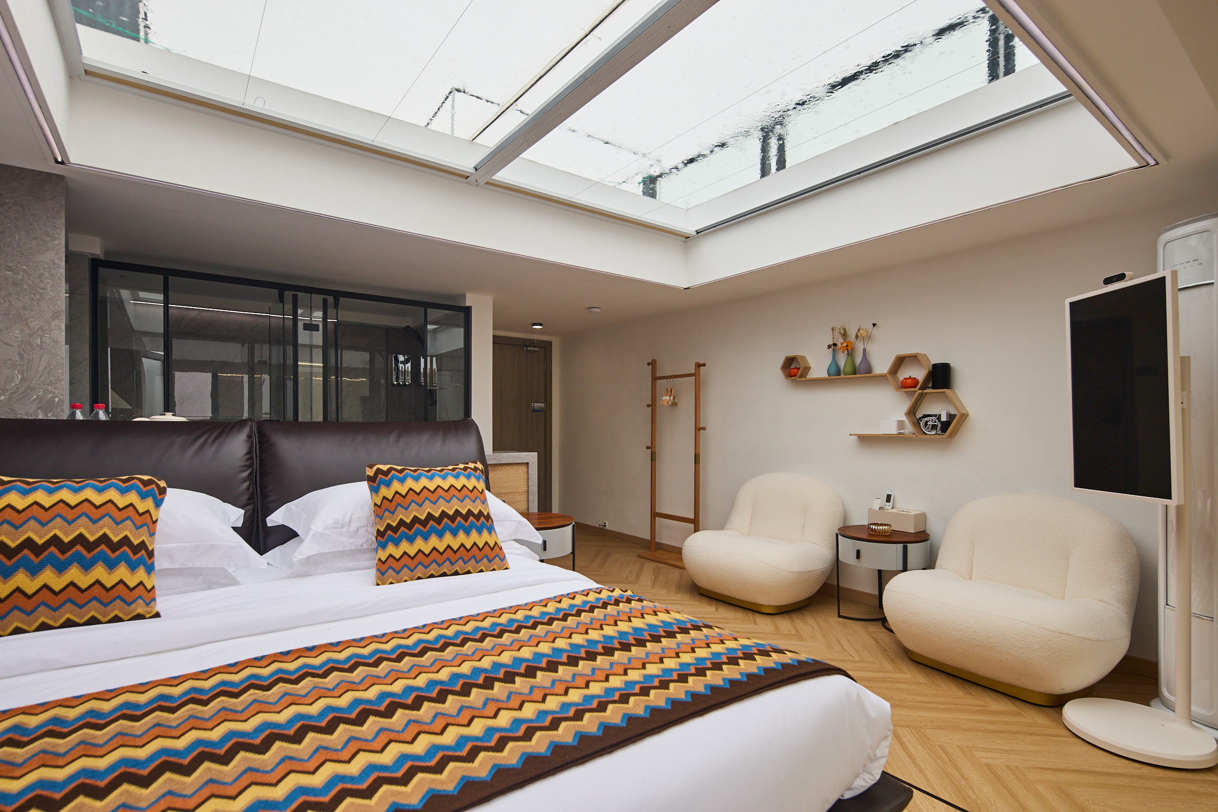 等风·豪华景观大床房『智能马桶+乳胶床垫+移动电视』