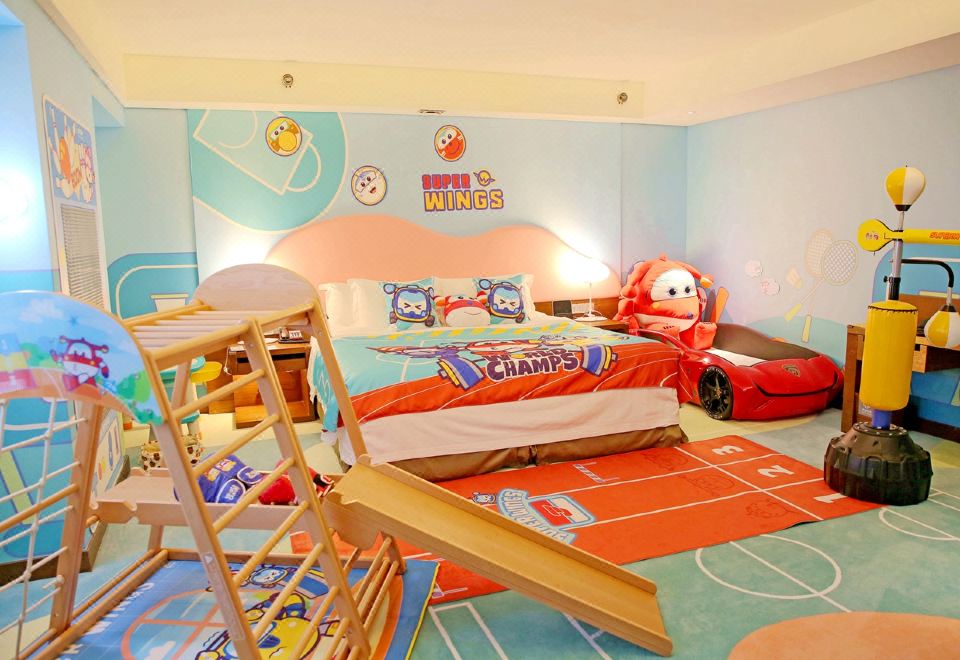 酷芽超級飛俠運動子母房