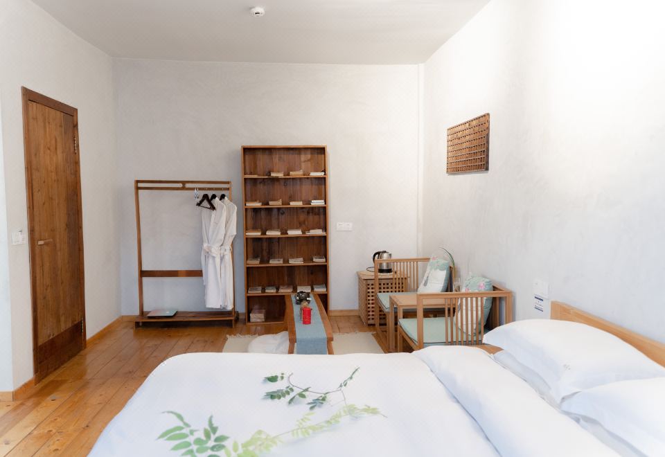 Zhencaozi Hostel Comfy Room