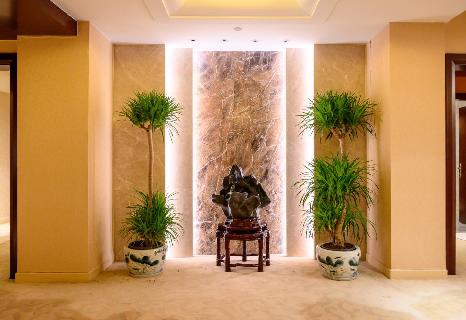 豪门家族套房（超大平层观景台）