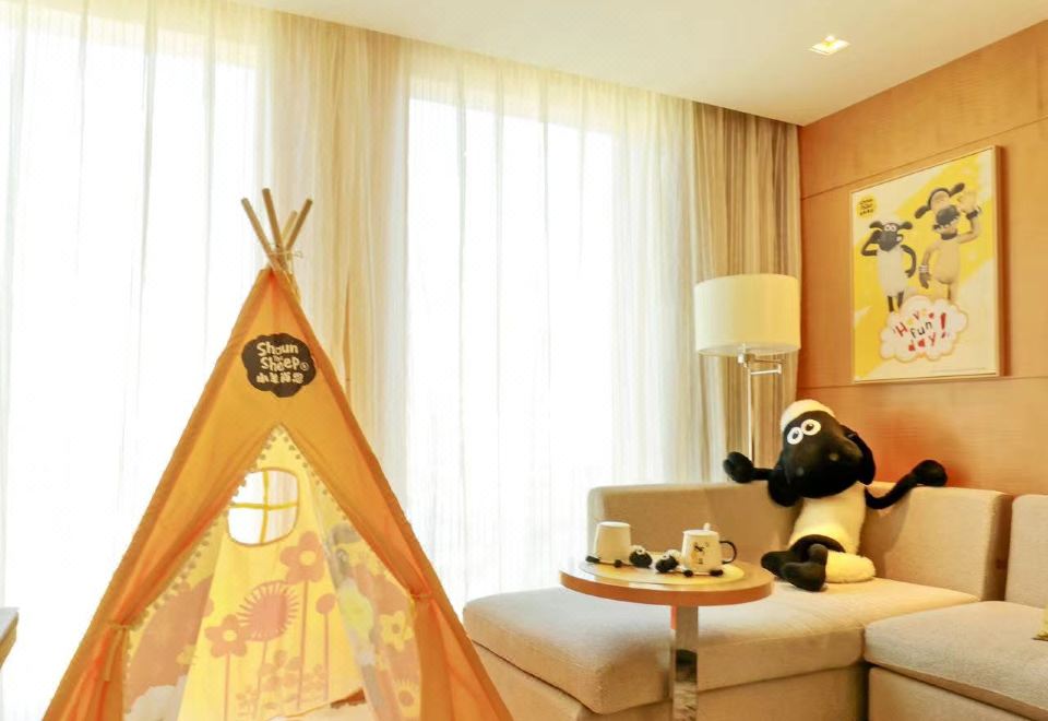Pan Pacific BeijingShaun The Sheep Theme Double Bed Room