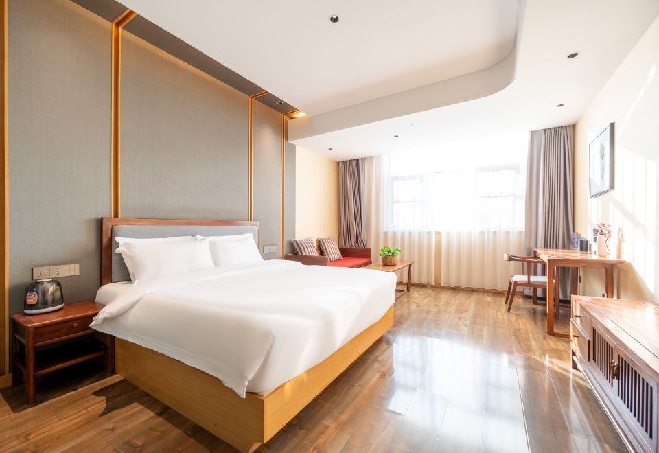 Cozy Smart Room (Double Bed) (Fridge)