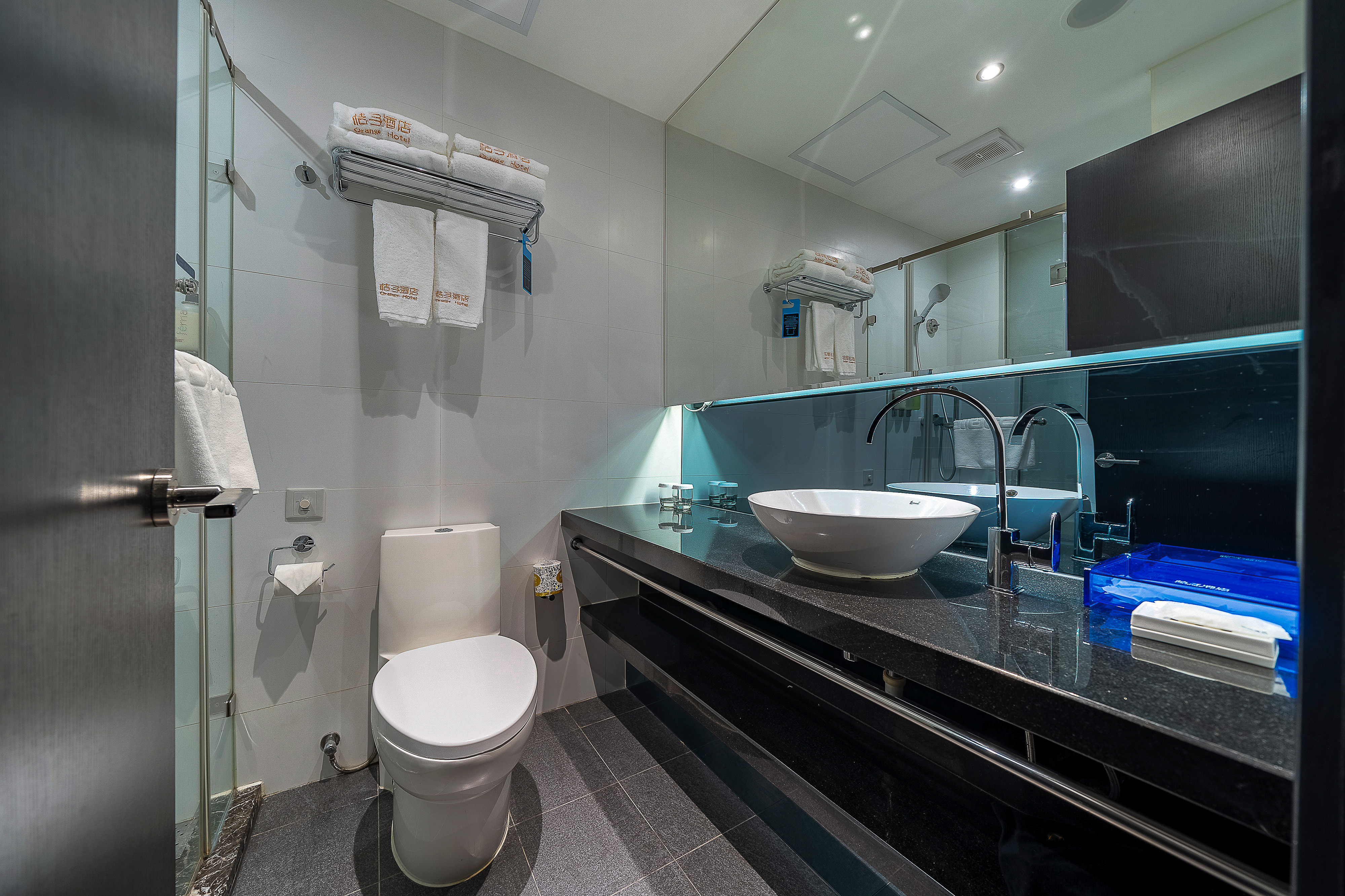 大床房（智能投屏+小冰箱）