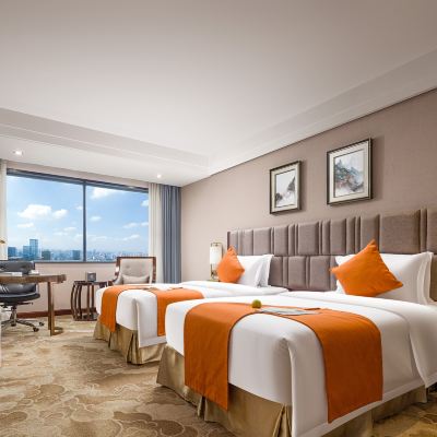 朗月清風雙床房（小冰箱+休閑椅+辦公桌+品質床品） 贛州山水大廈（南門口步步高店）優惠