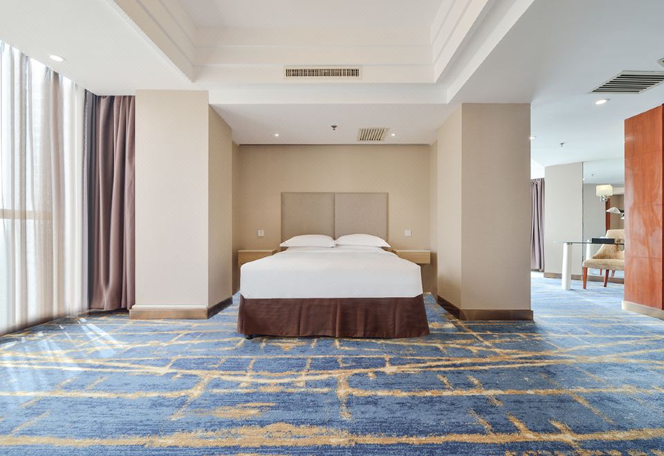 180°最美海景·乐享家庭三人套房