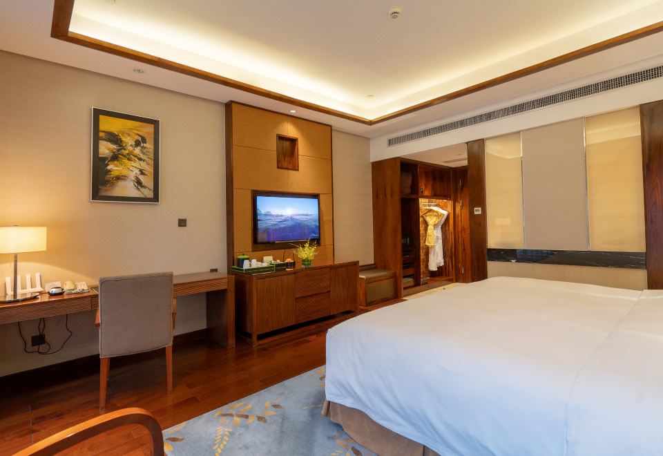 Narada Qiandao Lake ResortDeluxe Garden-view Double Room