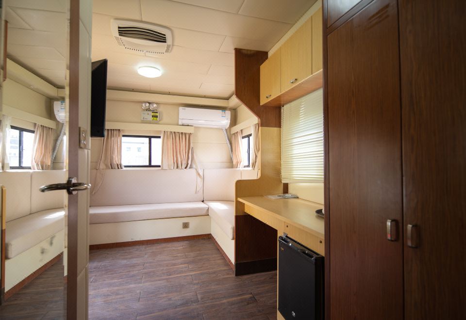 Pingcuo kangsang Everest base camp oxygen rich HotelOxygen Diffusion, Camping Star Gazing Twin Bed Rv (Scenic View Terrace + Sunshade)