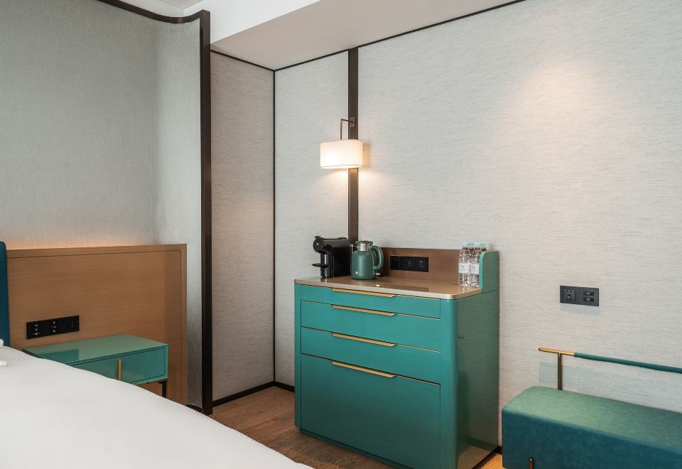Business Room (2 beds)