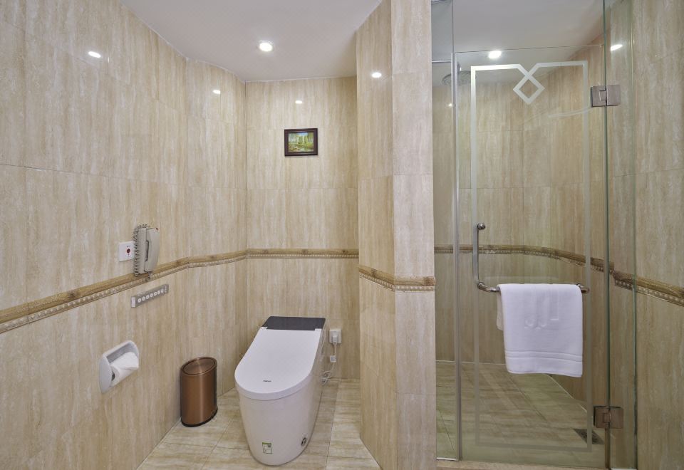 Jin Jiang Park Hotel ShanghaiDeluxe Queen Room