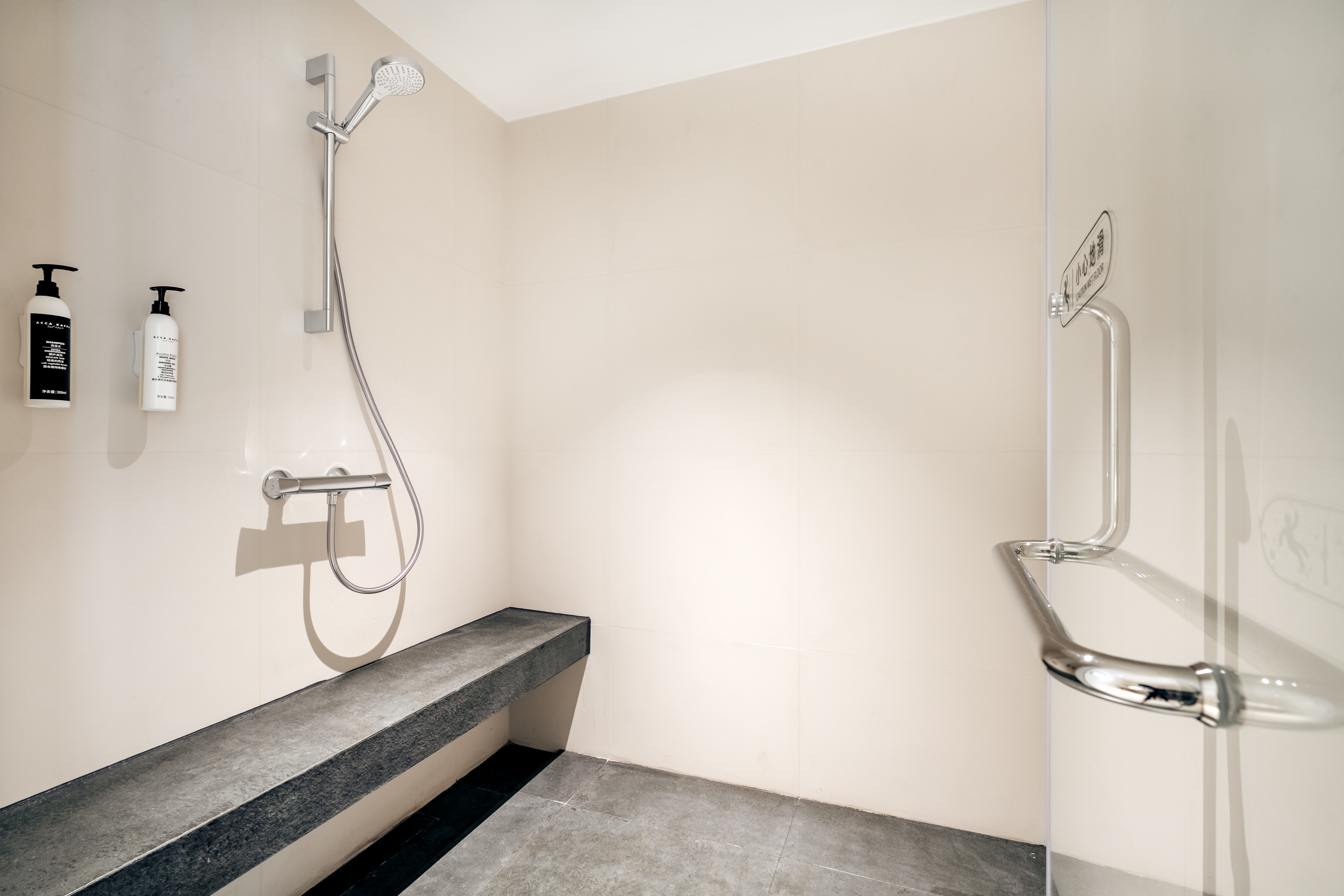 L6·大床房plus（轻奢风）