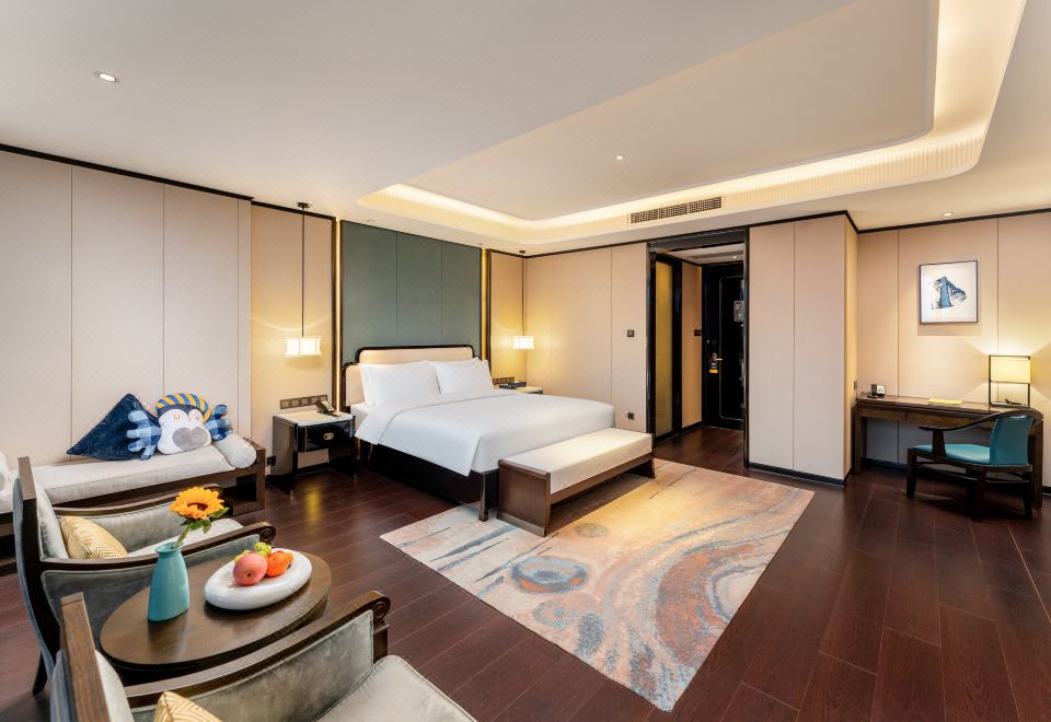 至尊城际景观大床房