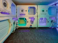 UBPOD-The First of Capsule Hotel in Mongolia Hotele w: Ułan Bator
