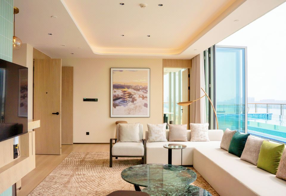 Wuhan Chengjian Senbo Nature Park & Resort HotelExcutive 2-bedroom Nonsmoking Suite With Pool