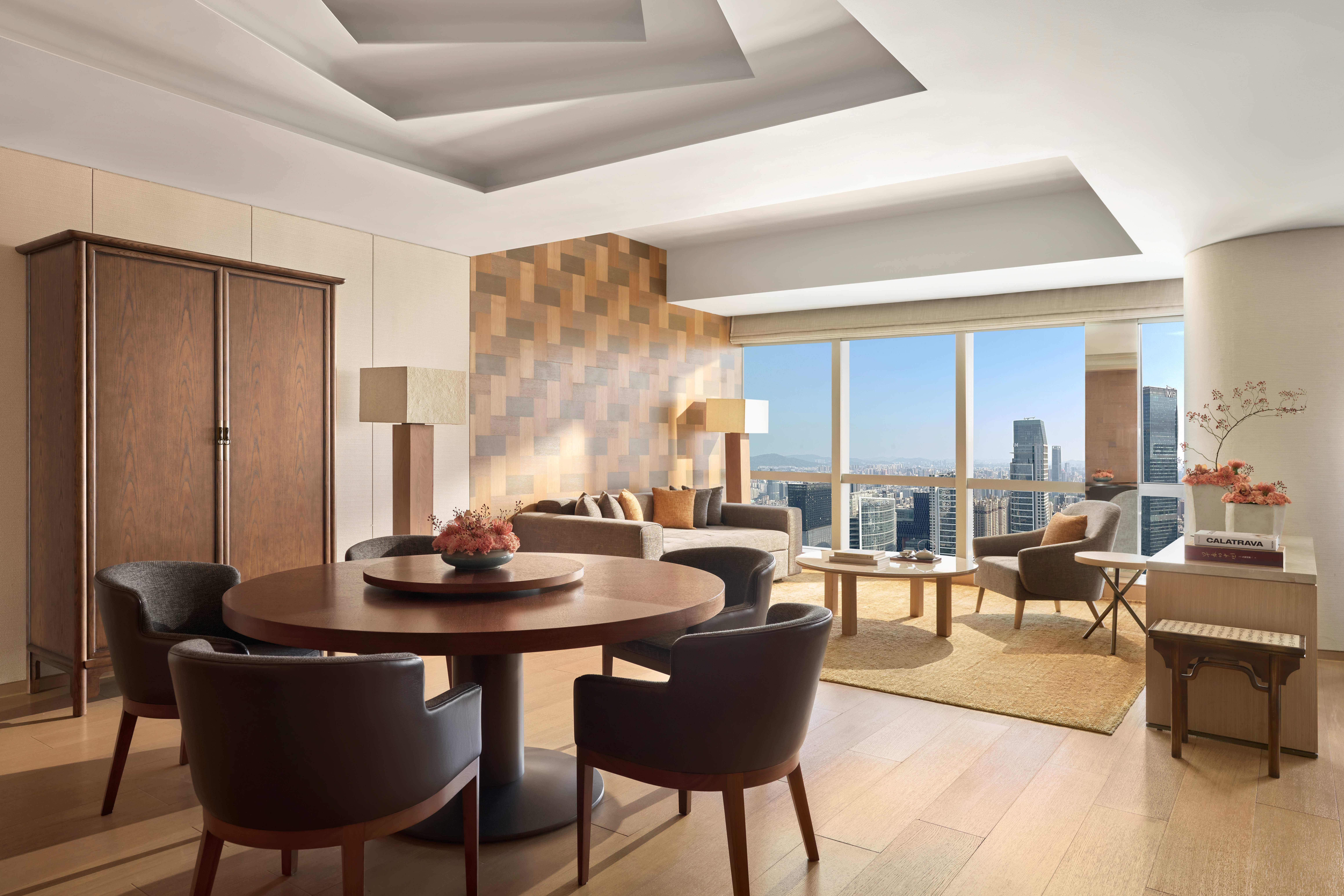 廣州塔景觀行政套房（特大床）