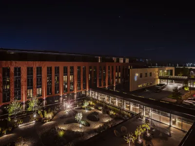 Van der Valk Hotel Middelburg Hotele w: 