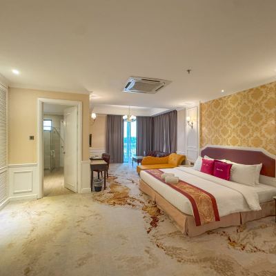 Deluxe King With Jacuzzi Kupon Tasik Villa International Resort