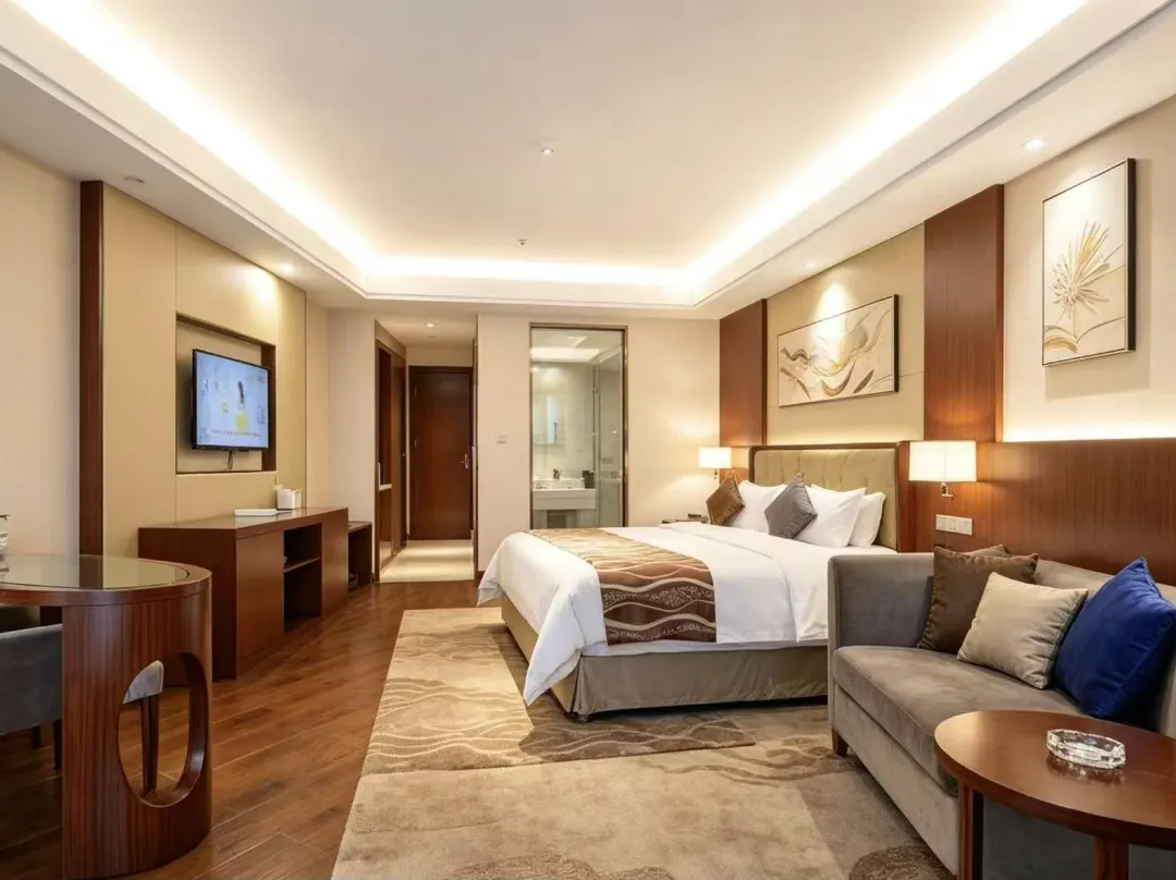 New Starting Point Hotel ) - 西寧市