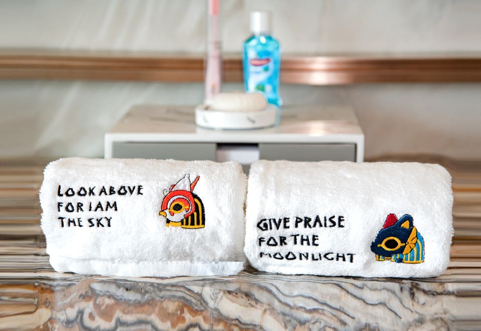 The Langham HefeiEgyptian Cute Gods Theme Room